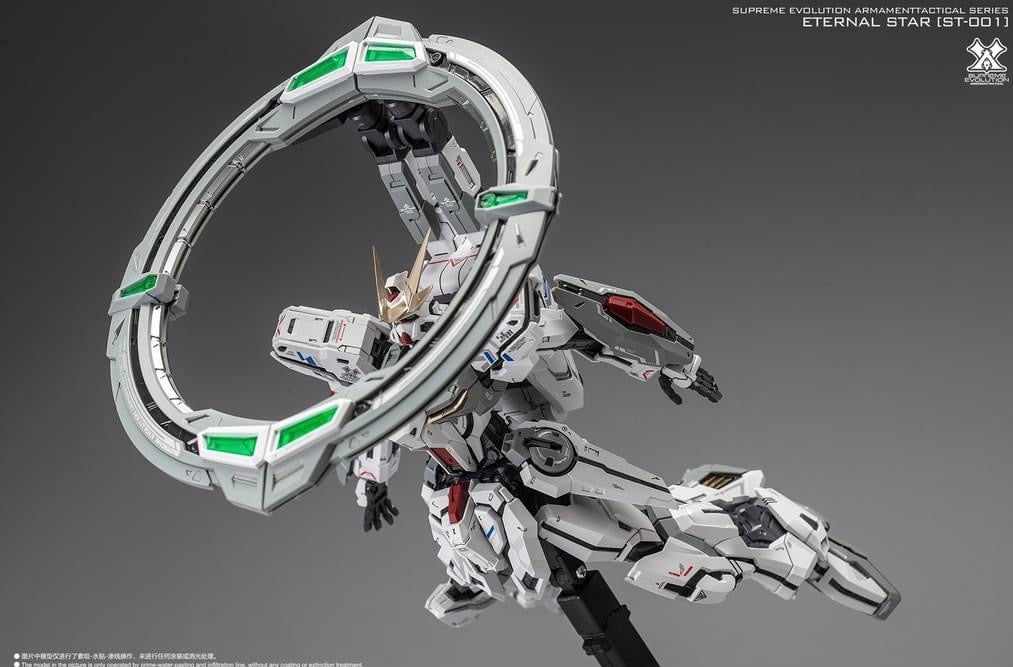Eternal Star Glory 1/100 Model Kit