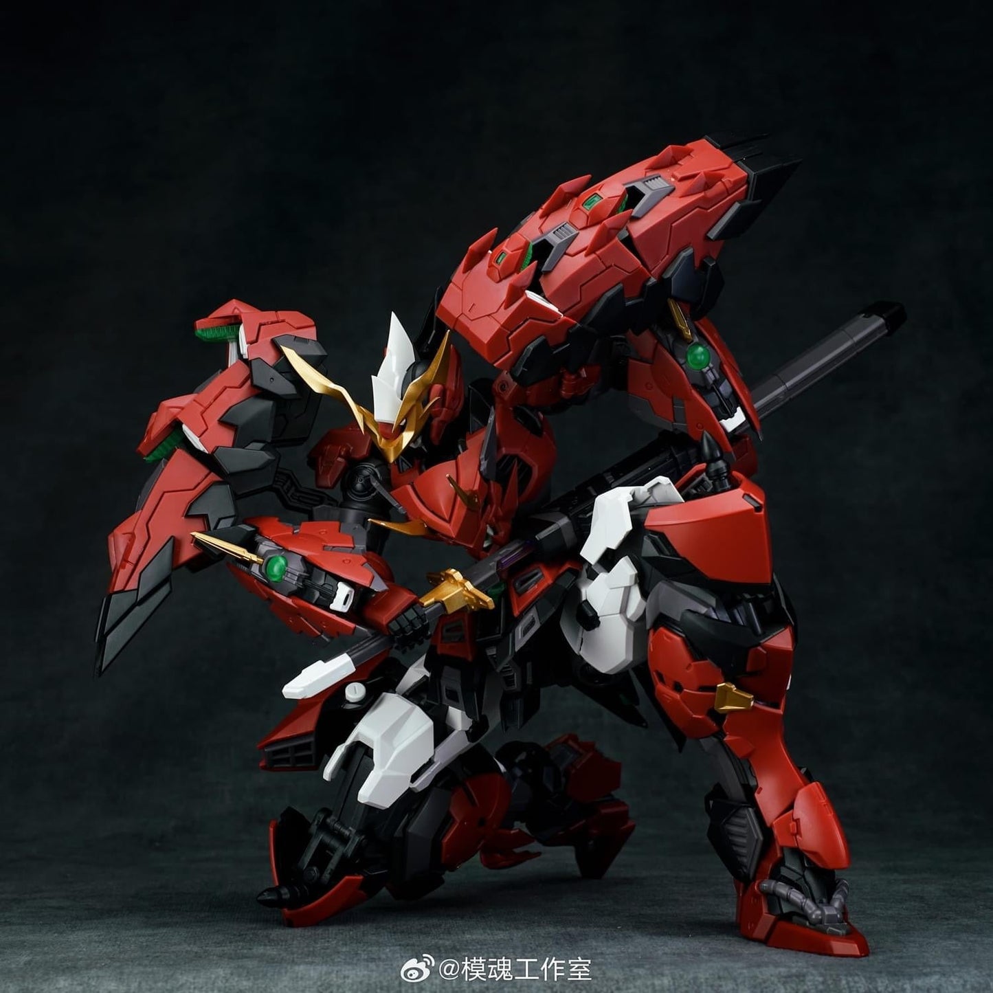 Legend Kiyomori 1/100 (Red Ogre) model kit