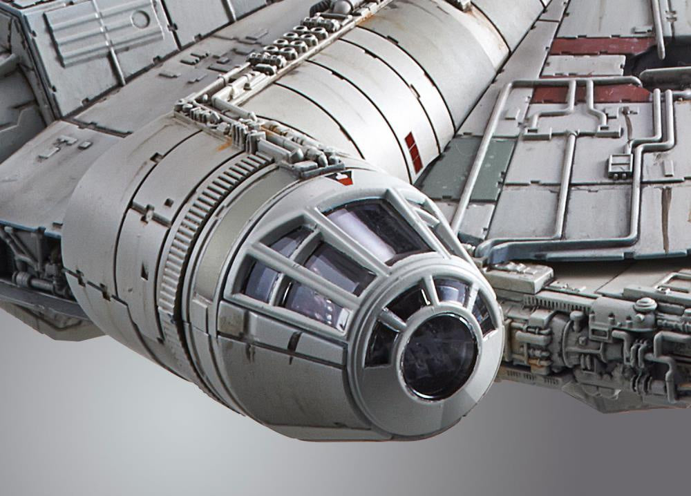 Star Wars Millennium Falcon (The Rise of Skywalker) 1/144 Scale Model Kit