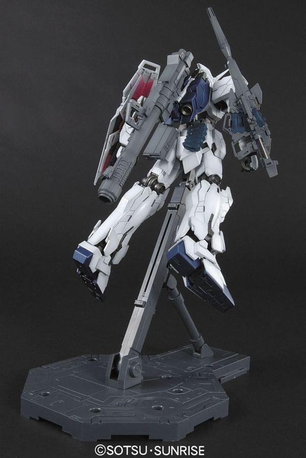 MG RX-0 Unicorn Gundam