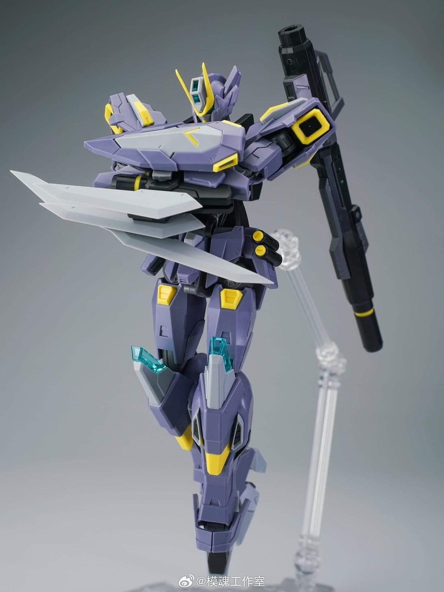 SNAA Thunder Incise Grace 1/144 Scale Model Kit