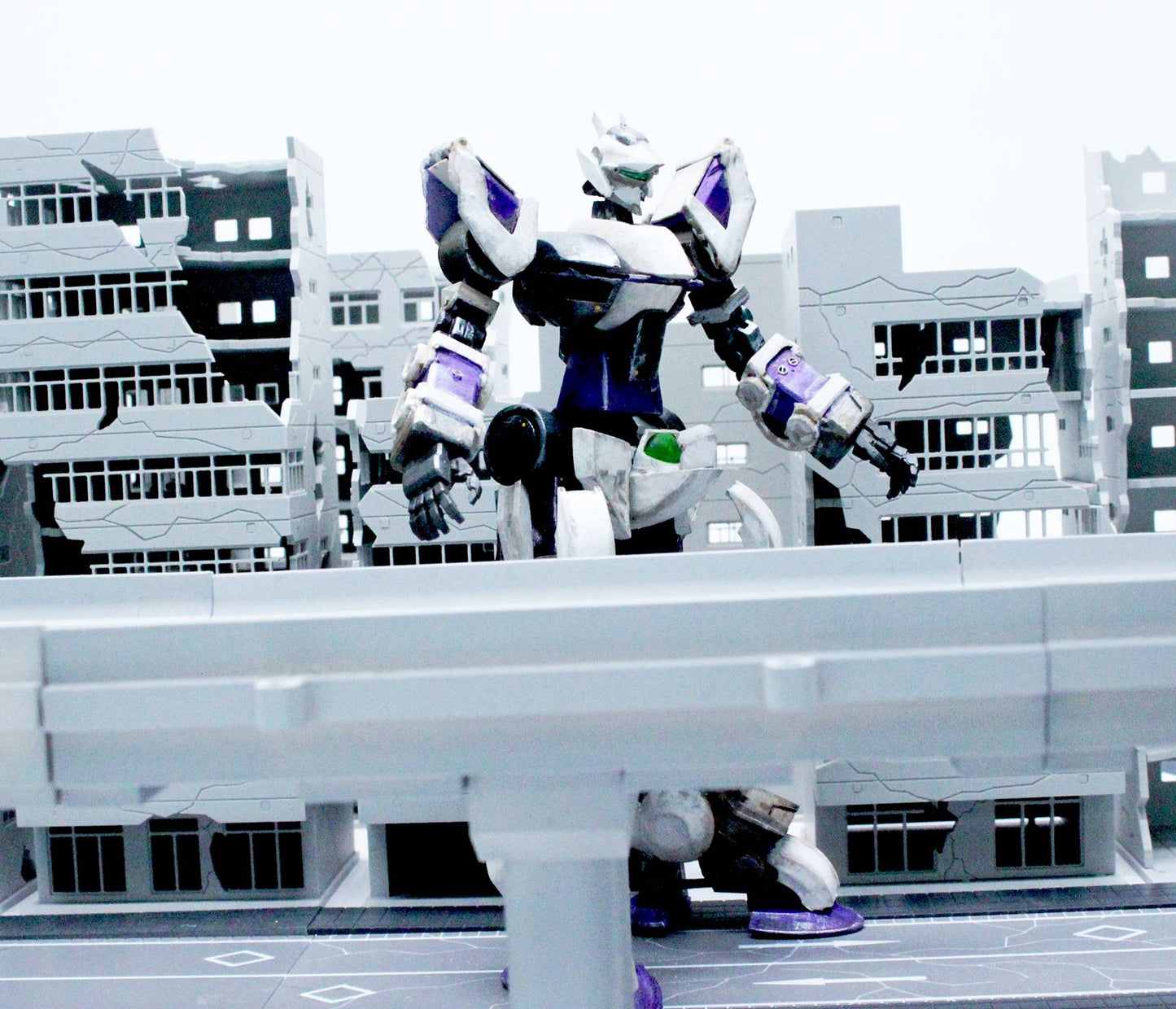 DESTROYED BUILDING MS GRADE (1/144 SCALE)