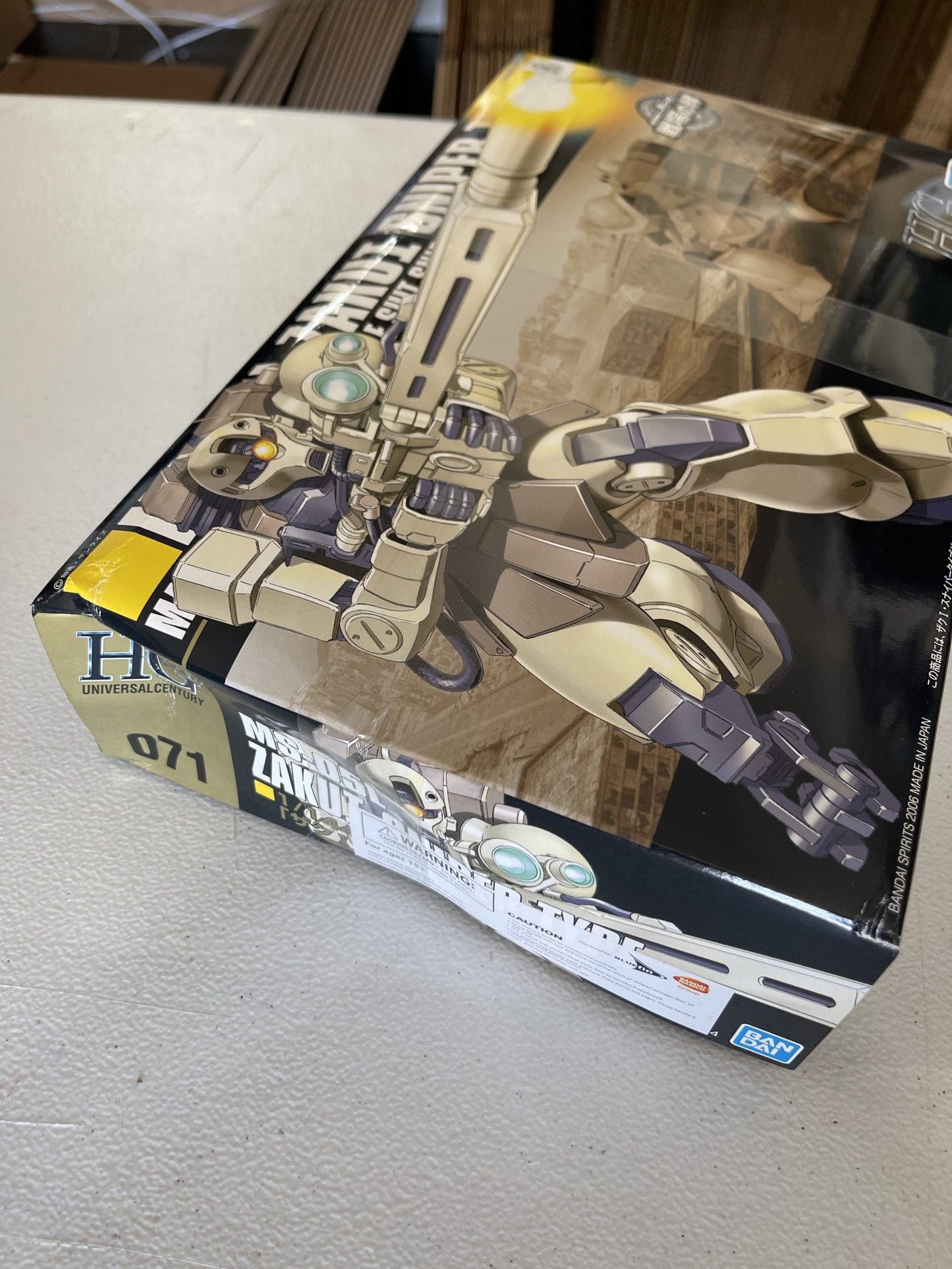 Hguc #71 zaku 1 sniper type (damaged box 10%OFF)