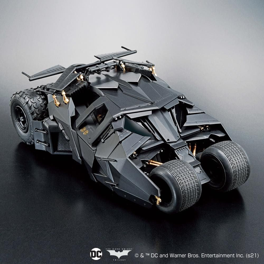1/35 BATMOBILE (BATMAN BEGINS VER.)