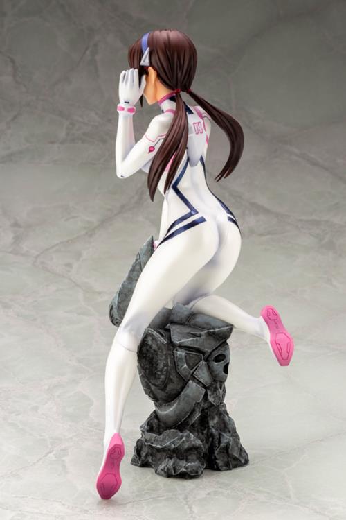 Rebuild of Evangelion Mari Makinami Illustrious (White Plugsuit Ver.)