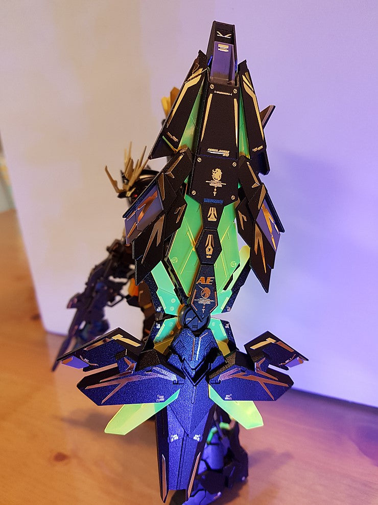 RG BANSHEE METAL STICKER (GOLD)