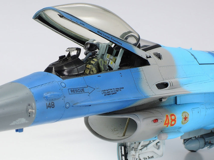 TAMIYA F-16C/N Agressor/Adversary 1:48