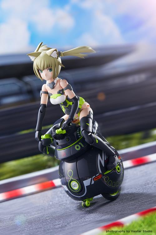 Frame Arms Girl x Maruttoys Innocentia (Racer Ver.) and Noseru (Racing Specs Ver.)