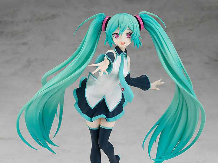 Good Smile Company - Vocaloid Pop Up Parade L Hatsune Miku (Because You're Here Ver.)