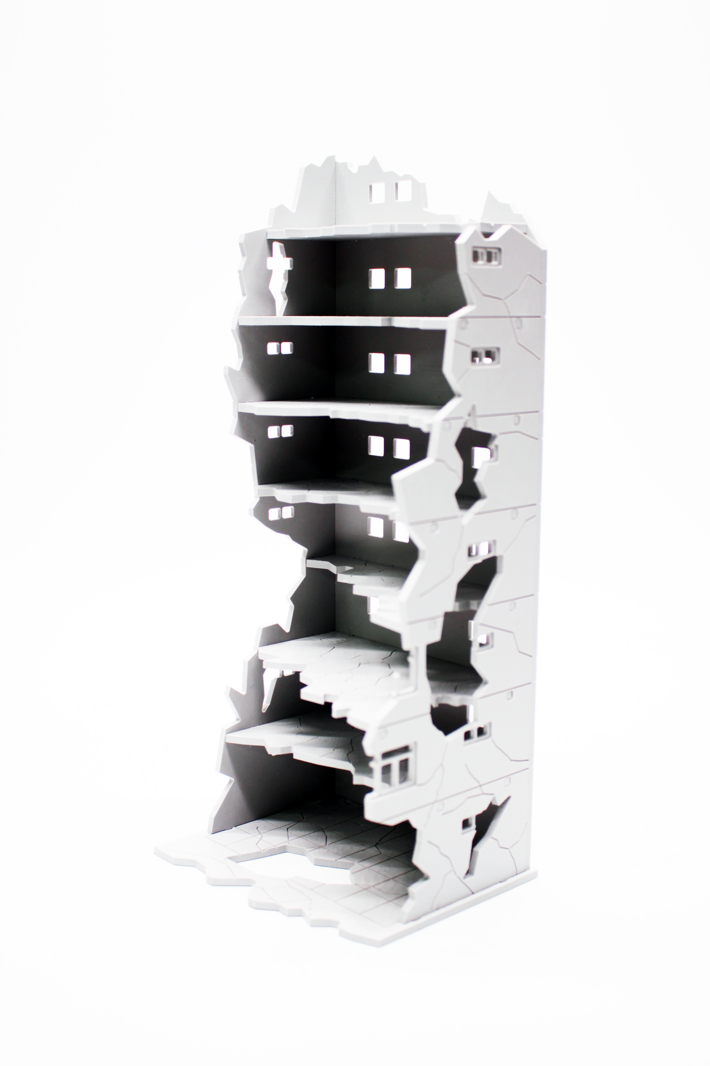 DESTROYED BUILDING LS GRADE (1/100SCALE)