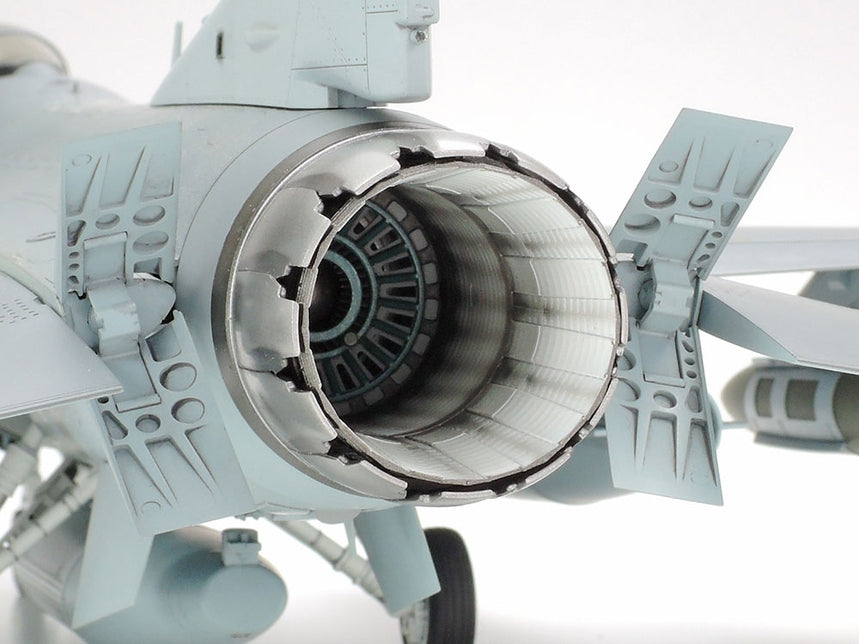 TAMIYA F-16CJ [Block 50] Fighting Falcon 1:32 Tamiya