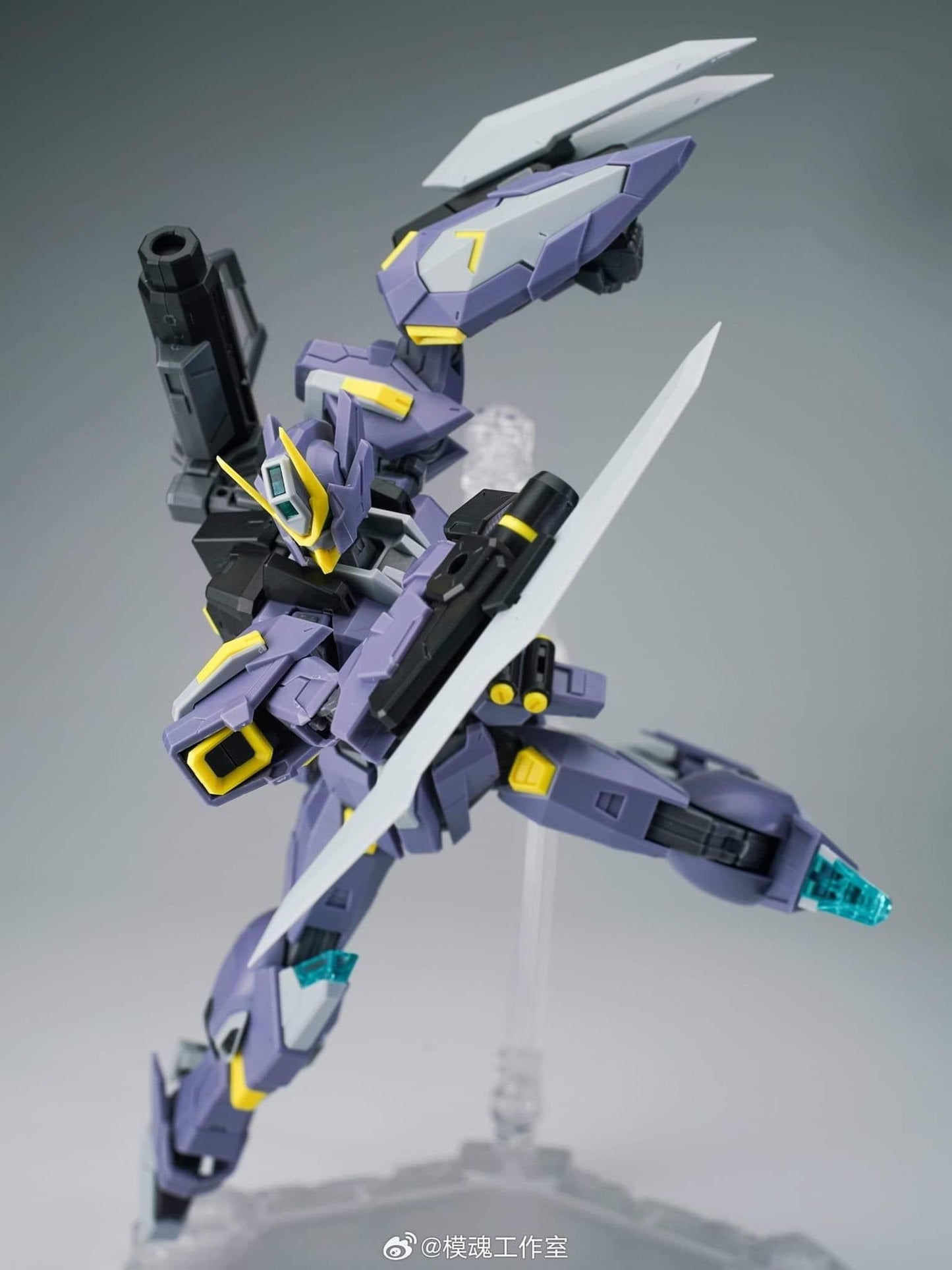 SNAA Thunder Incise Grace 1/144 Scale Model Kit