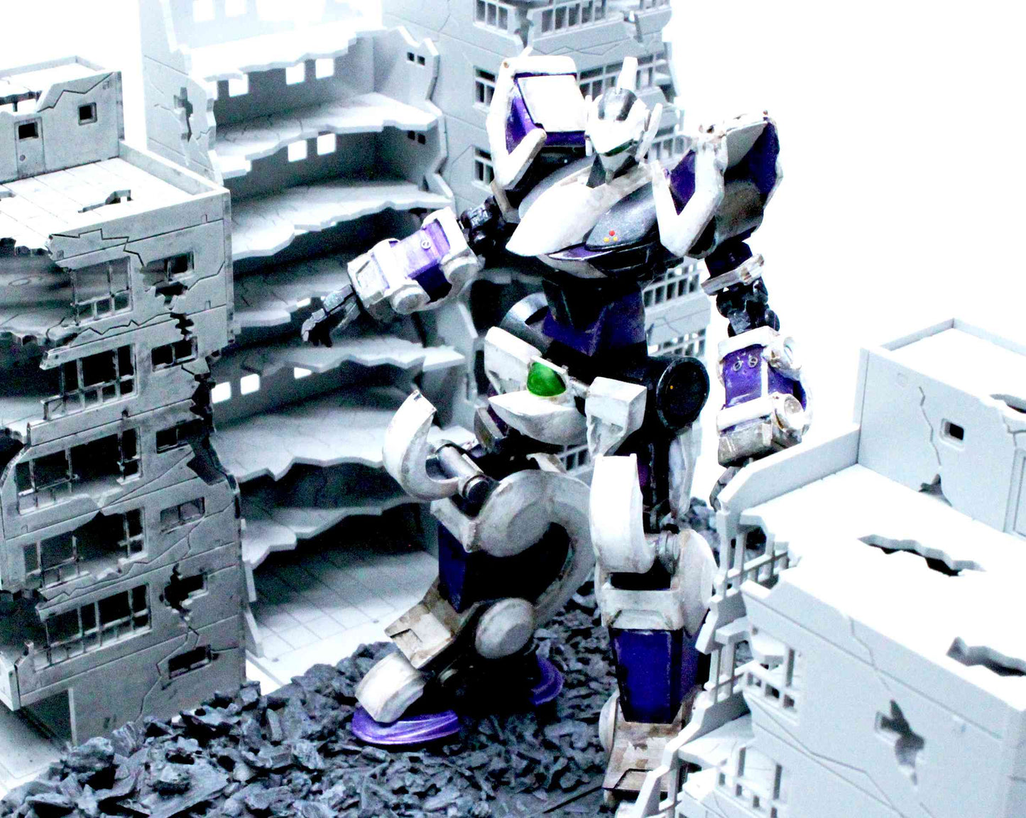 DESTROYED BUILDING MS GRADE (1/144 SCALE)