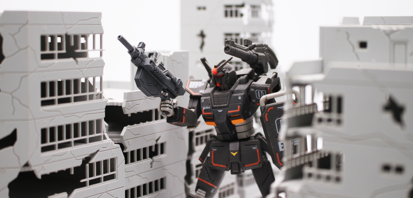 DESTROYED BUILDING LS GRADE (1/100SCALE)