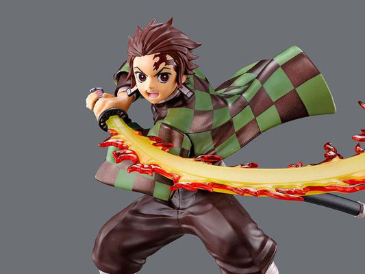 Demon Slayer: Kimetsu no Yaiba Tanjiro Kamado (Hinokami Kagura Ver.) Model Kit