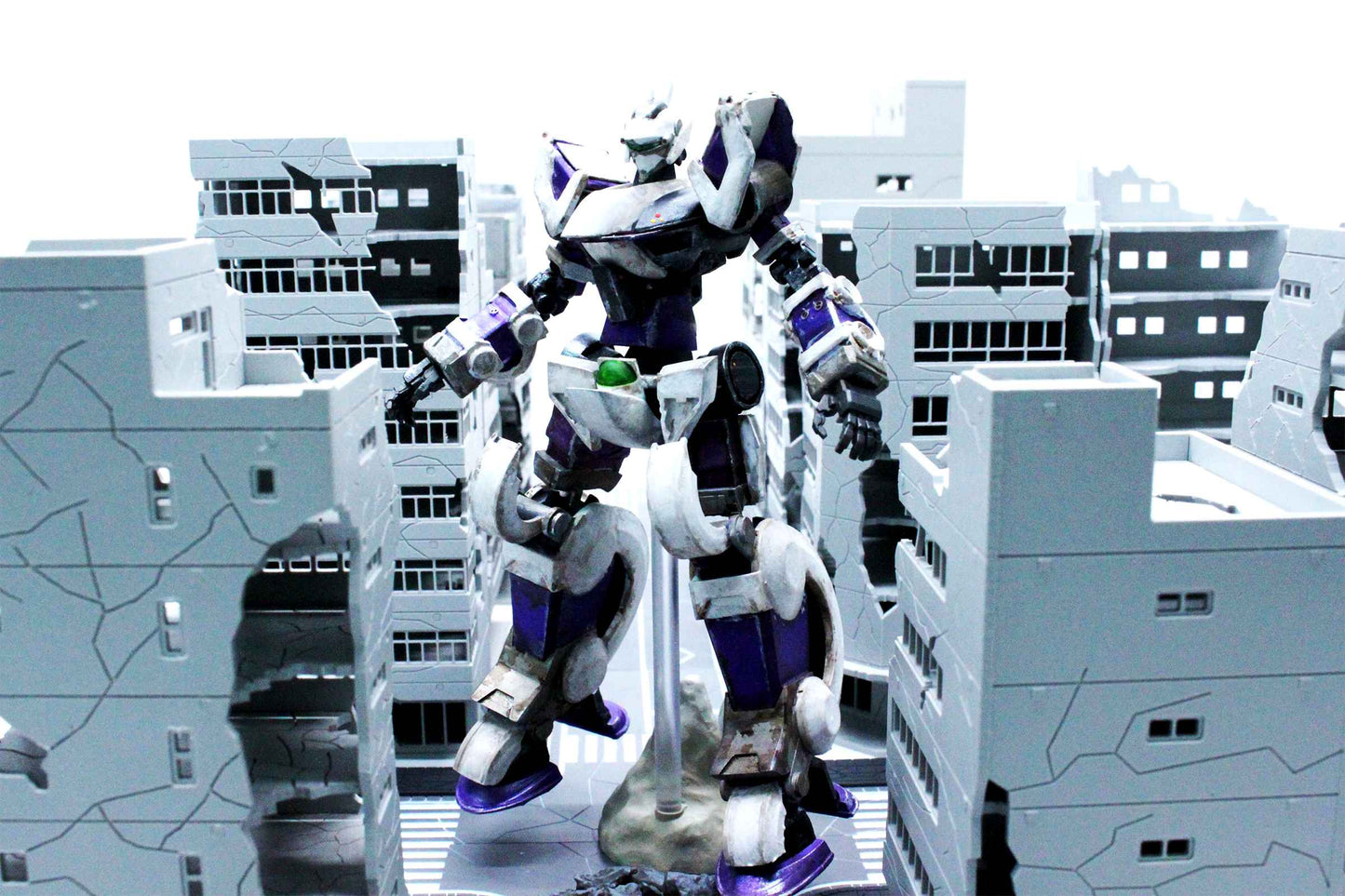 DESTROYED BUILDING MS GRADE (1/144 SCALE)