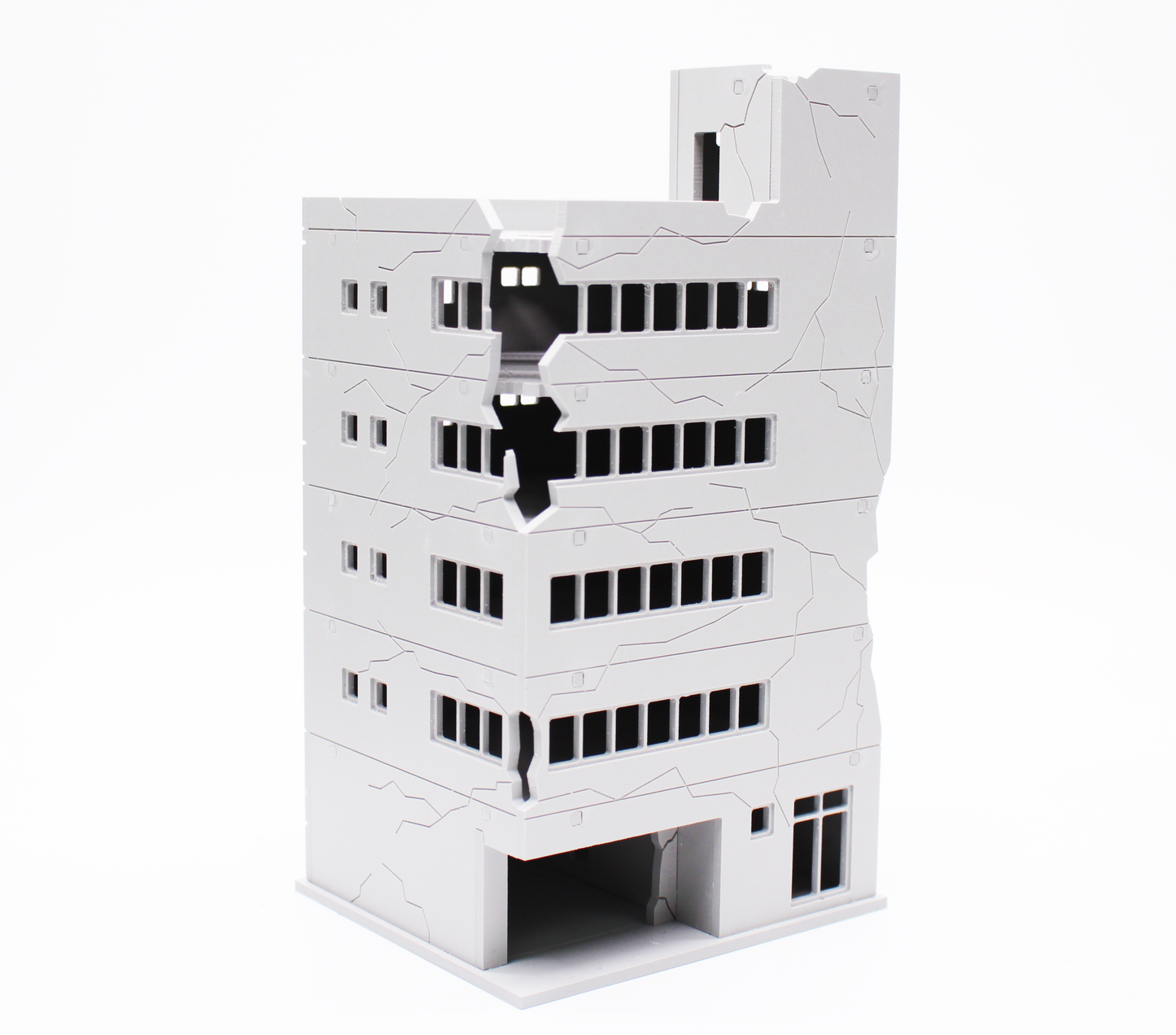DESTROYED BUILDING LS GRADE (1/100SCALE)