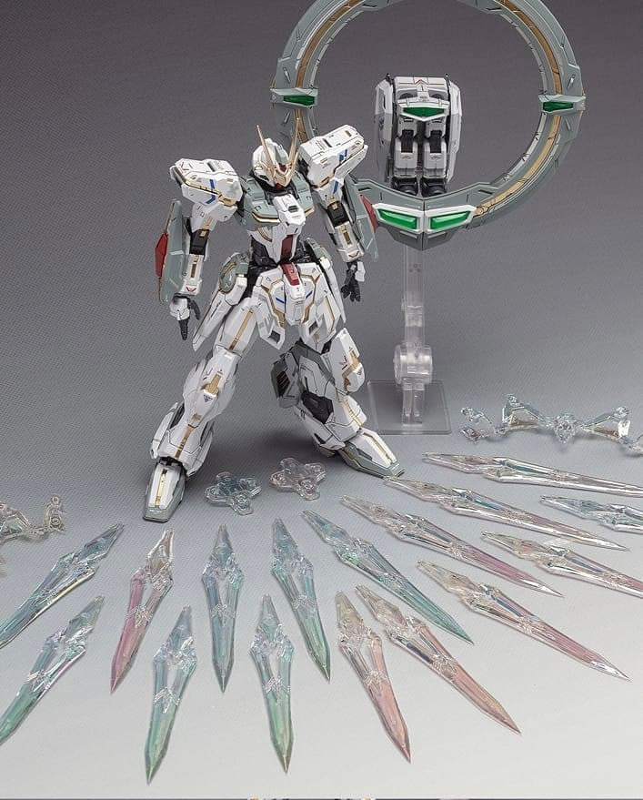 Eternal Star Glory 1/100 Model Kit