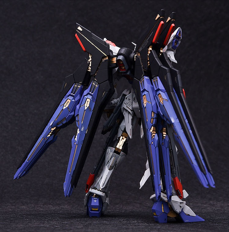 Fortune Meow’s 1/100 Strike Freedom Gundam Conversion Kit full set