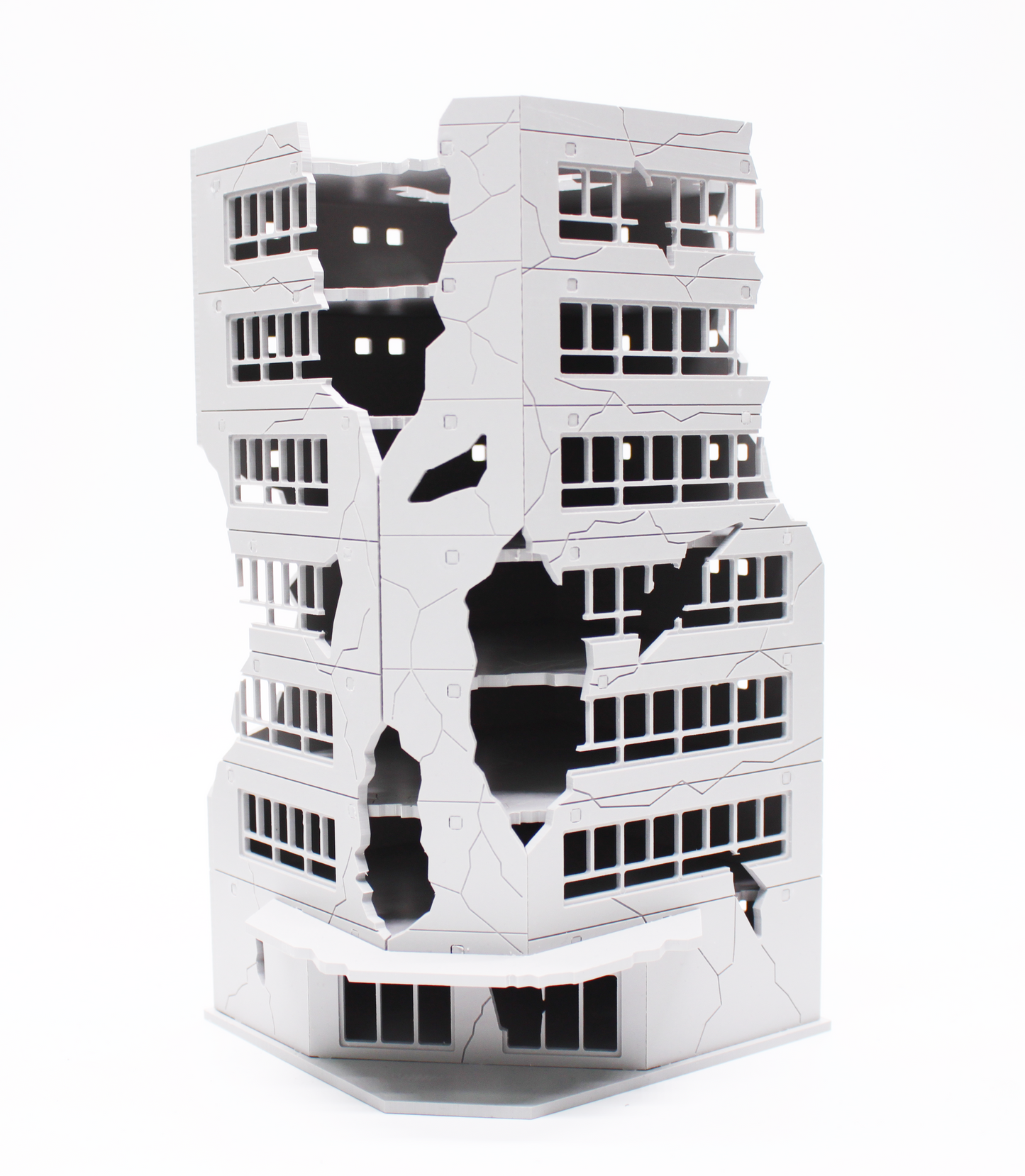 DESTROYED BUILDING LS GRADE (1/100SCALE)