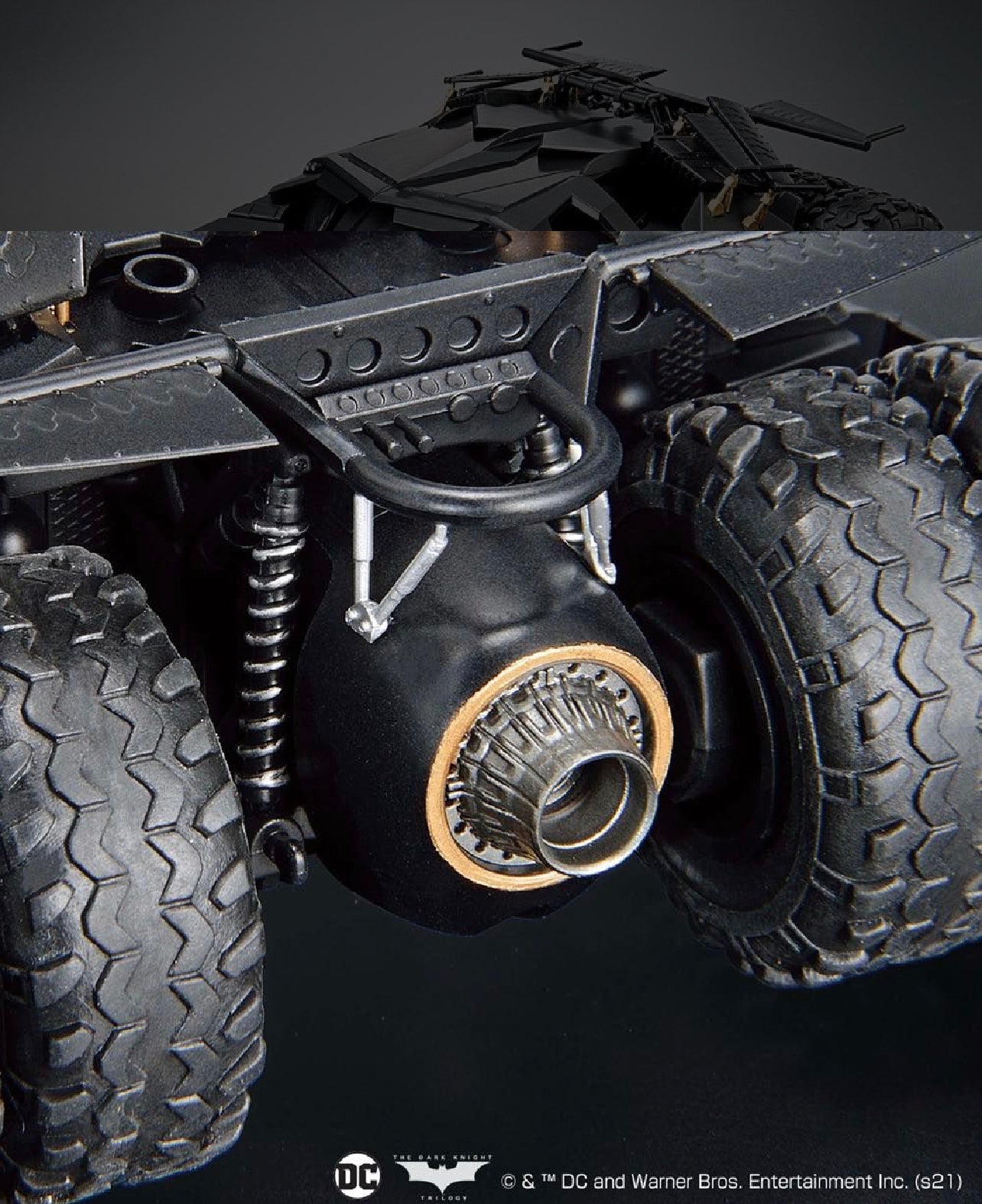 1/35 BATMOBILE (BATMAN BEGINS VER.)
