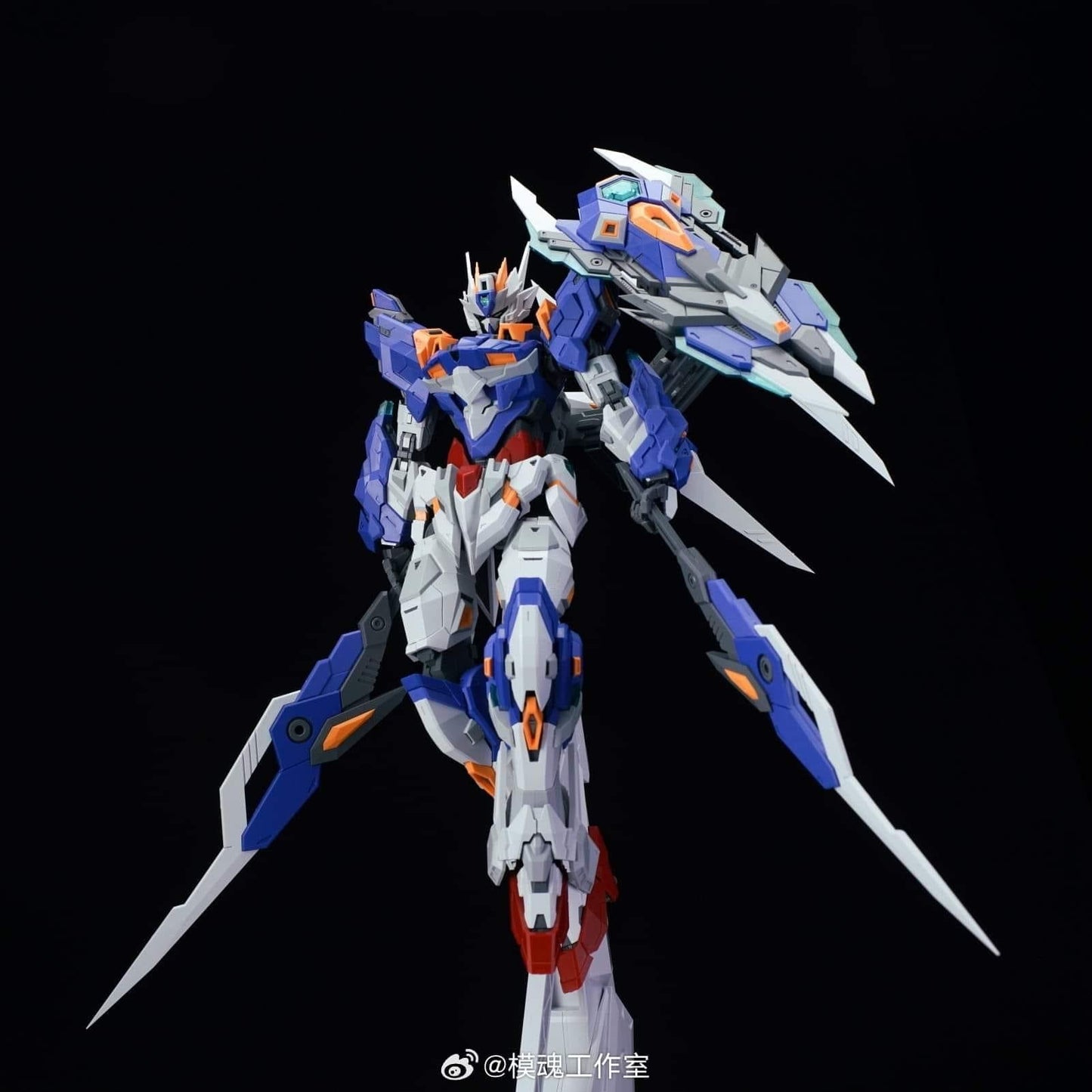 Super Nova Blade king 1/100 scale model kit (Third party)