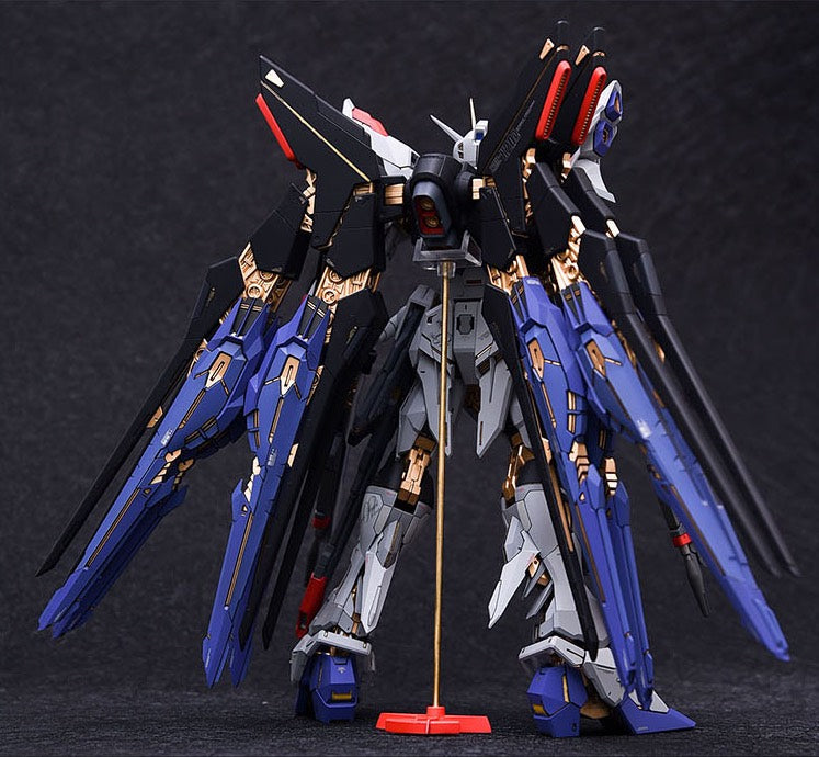 Fortune Meow’s 1/100 Strike Freedom Gundam Conversion Kit full set