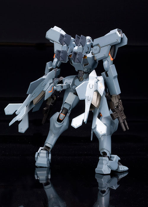 Muv-Luv Alternative: Total Eclipse F-15E Strike Eagle 1/144 Scale Model Kit