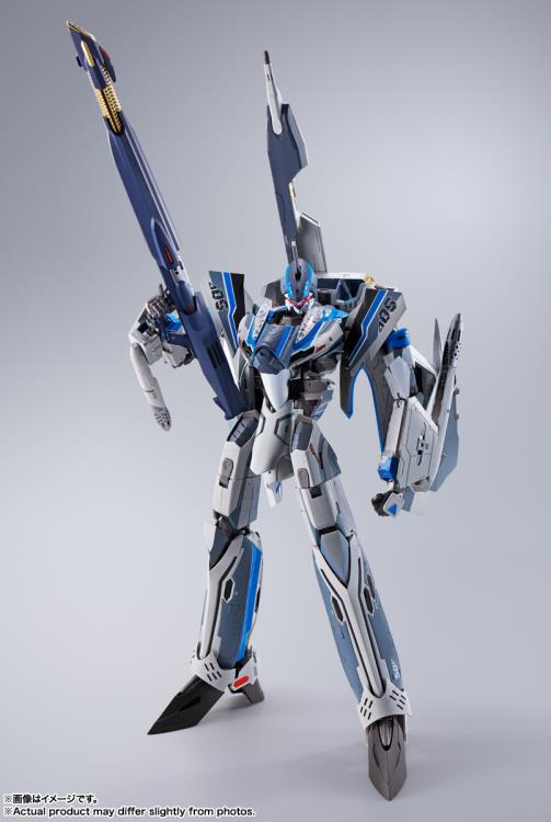 Macross Delta the Movie: Absolute Live!!!!!! DX Chogokin VF-31AX Kairos Plus Movie Edition (Hayate Immelman USE)