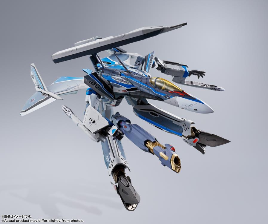 Macross Delta the Movie: Absolute Live!!!!!! DX Chogokin VF-31AX Kairos Plus Movie Edition (Hayate Immelman USE)