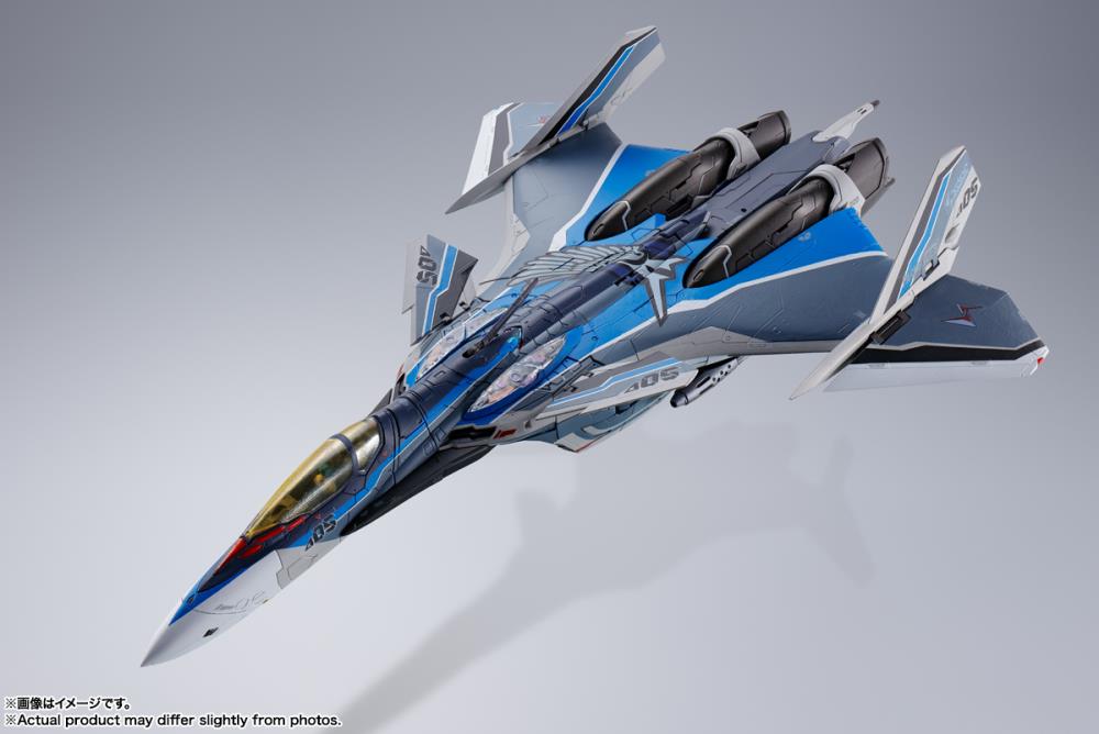 Macross Delta the Movie: Absolute Live!!!!!! DX Chogokin VF-31AX Kairos Plus Movie Edition (Hayate Immelman USE)