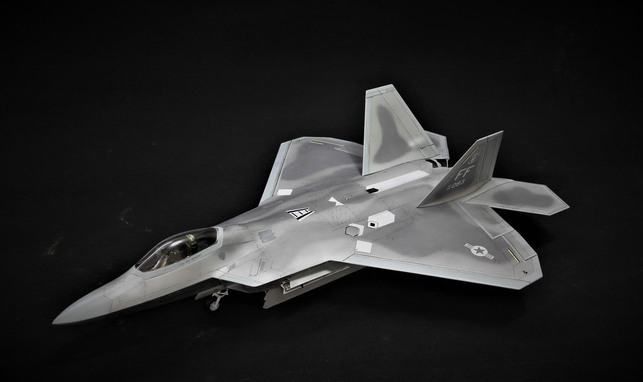 ITALERI F-22A Raptor 1:48