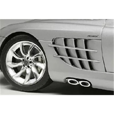 Tamiya Mercedes-Benz SLR McLaren 1:24