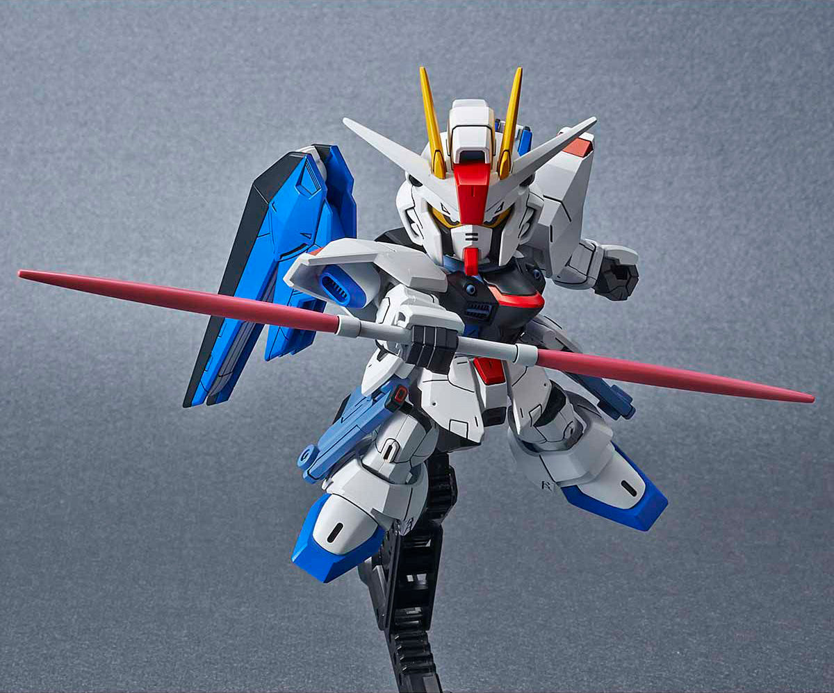 SD/CS #08 Cross Silhouette Freedom Gundam