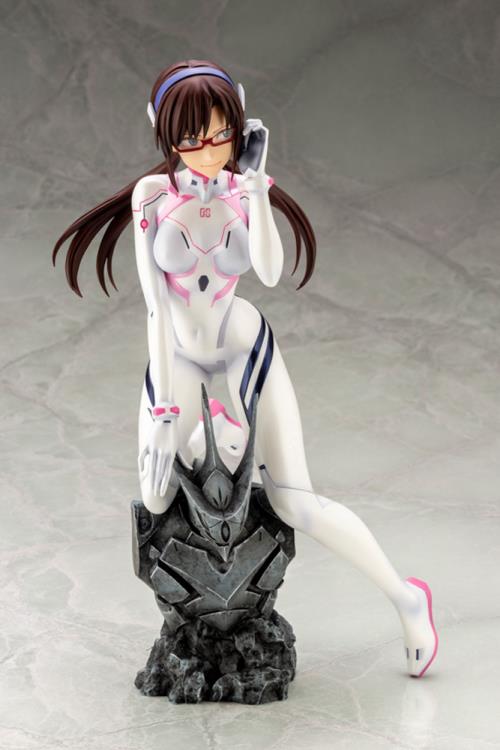 Rebuild of Evangelion Mari Makinami Illustrious (White Plugsuit Ver.)