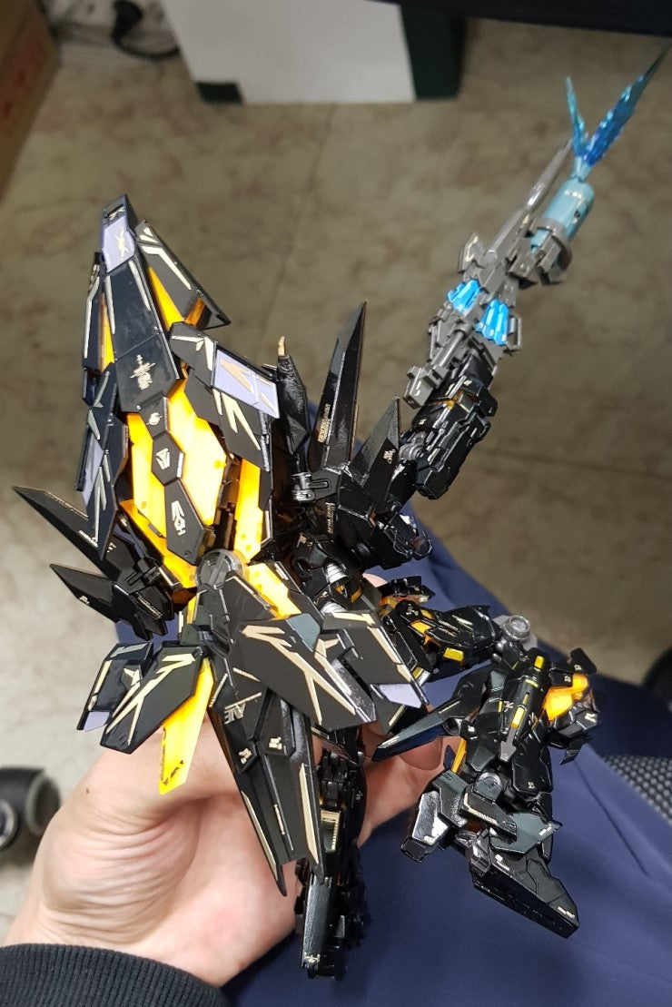 RG BANSHEE METAL STICKER (GOLD)