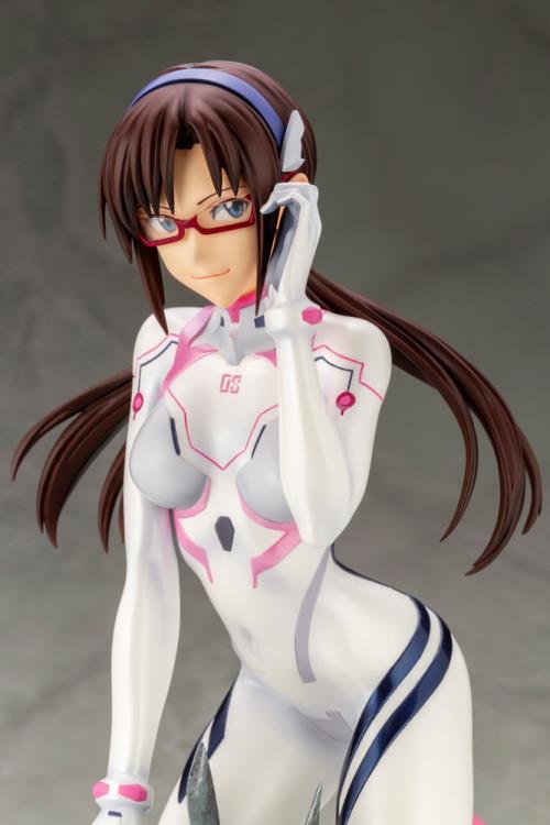 Rebuild of Evangelion Mari Makinami Illustrious (White Plugsuit Ver.)