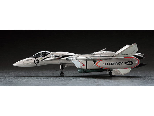 Macross Plus VF11B Thunderbolt 1:72