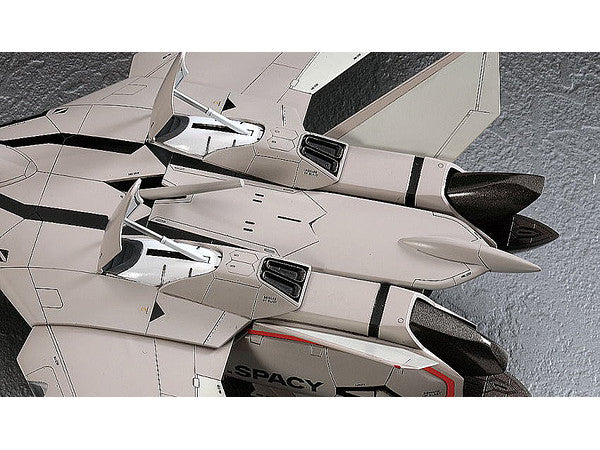 Macross Plus VF11B Thunderbolt 1:72