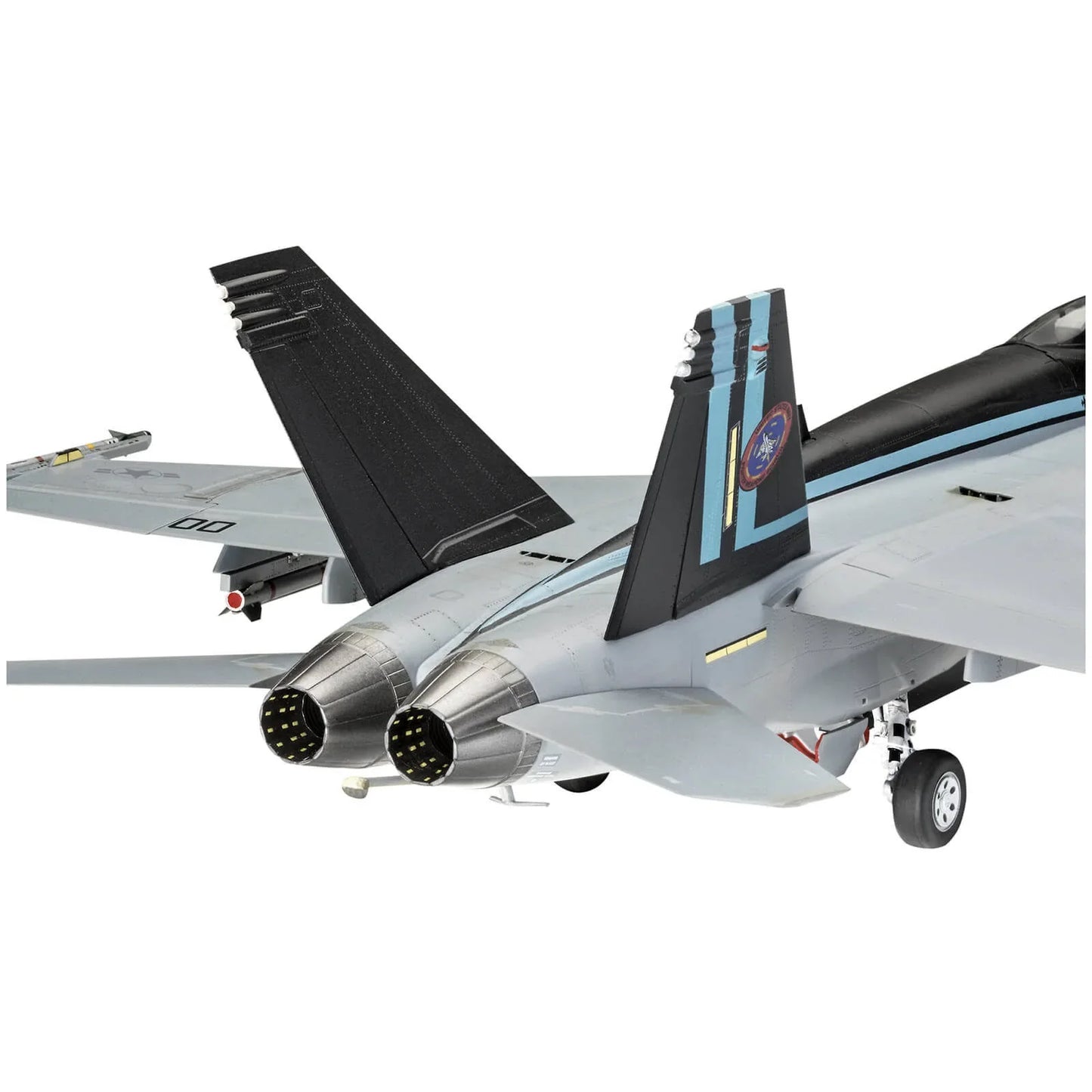 REVELL Maverick’s F/A-18E Super Hornet Scale: 1/48