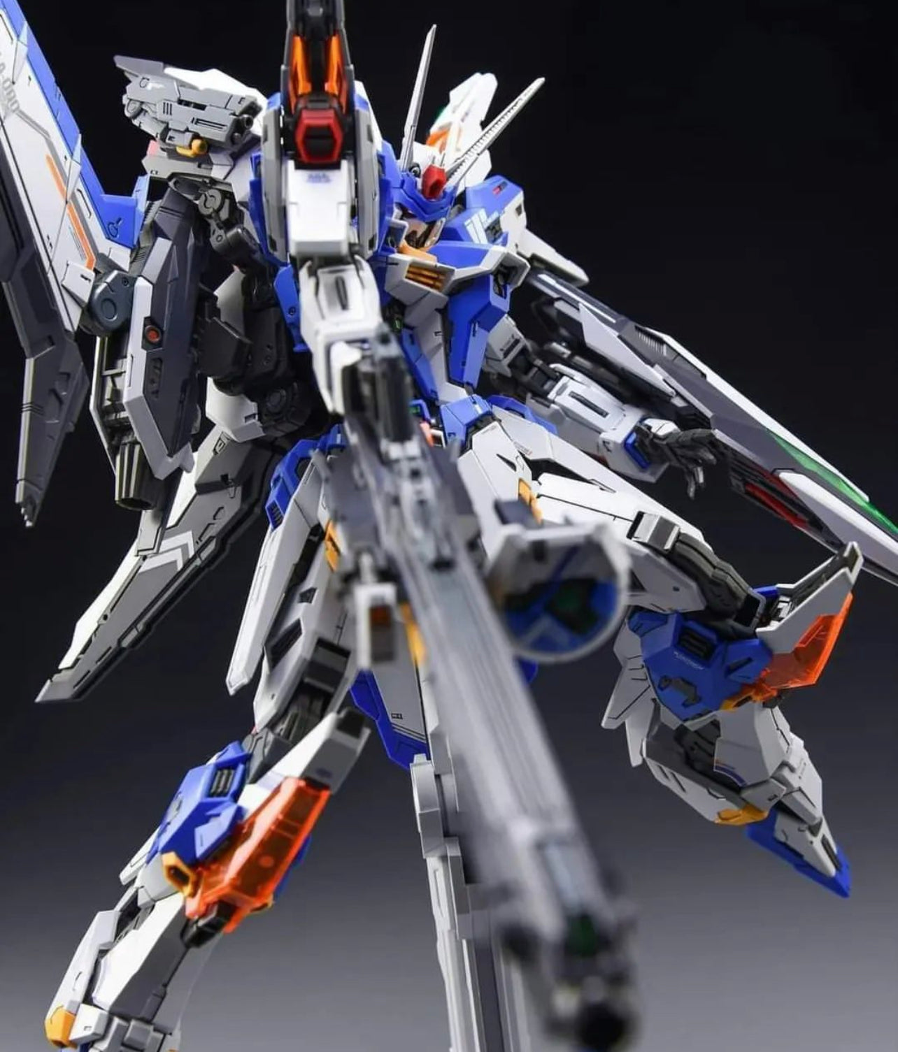 Infinite Dimension 1/100 Genesis Model Kit Collector’s Edition