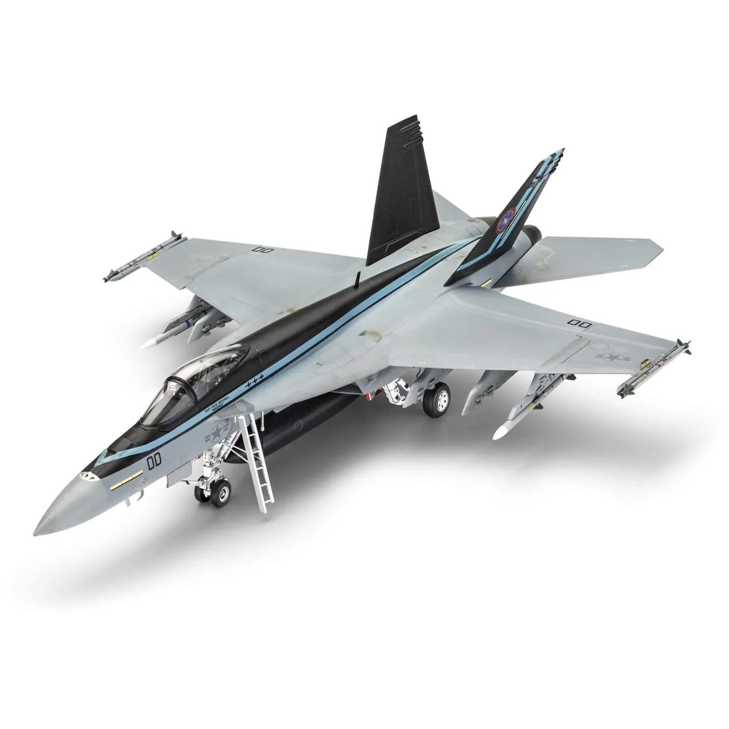 REVELL Maverick’s F/A-18E Super Hornet Scale: 1/48