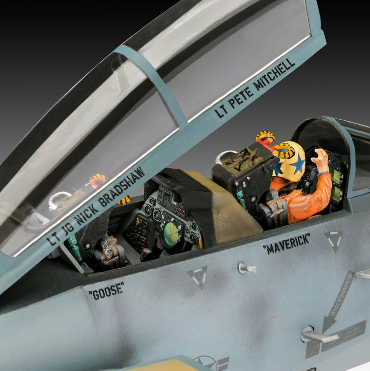 REVELL Maverick's F-14A Tomcat Jet Top Gun Model Kit Scale 1:48