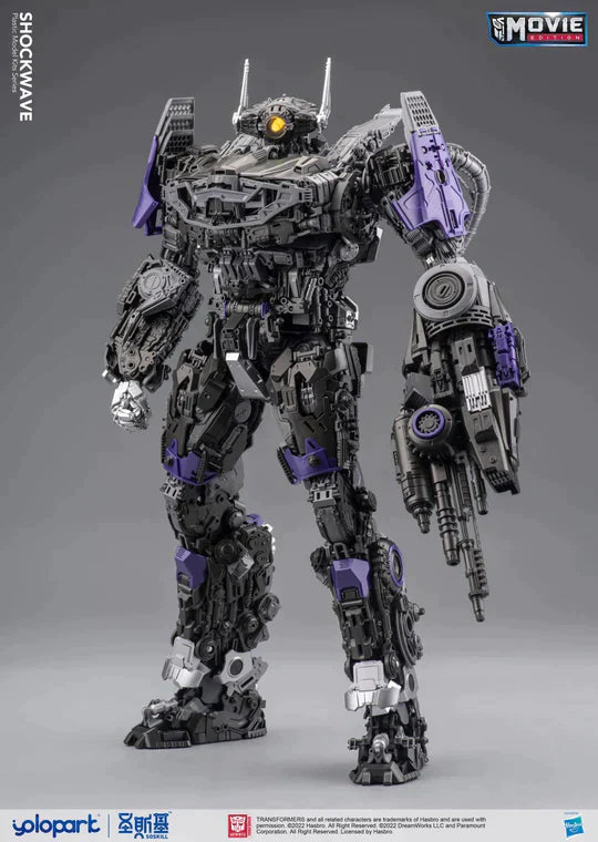 Transformers: "Bumblebee" the Movie - Shockwave Model Kit by Yolopark
