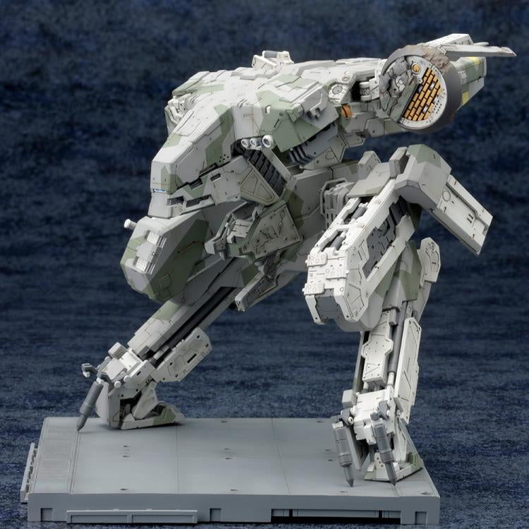 Metal Gear Solid 4: Guns of the Patriots Metal Gear Rex 1/100 Scale Model Kit (Reissue)