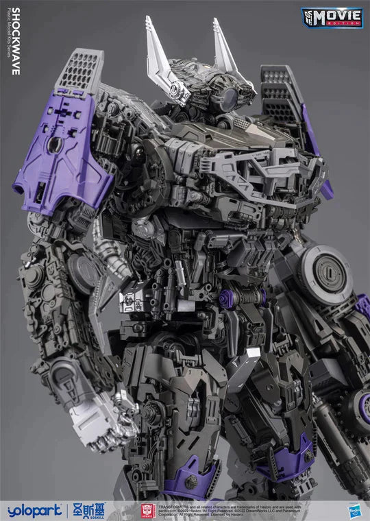 Transformers: "Bumblebee" the Movie - Shockwave Model Kit by Yolopark