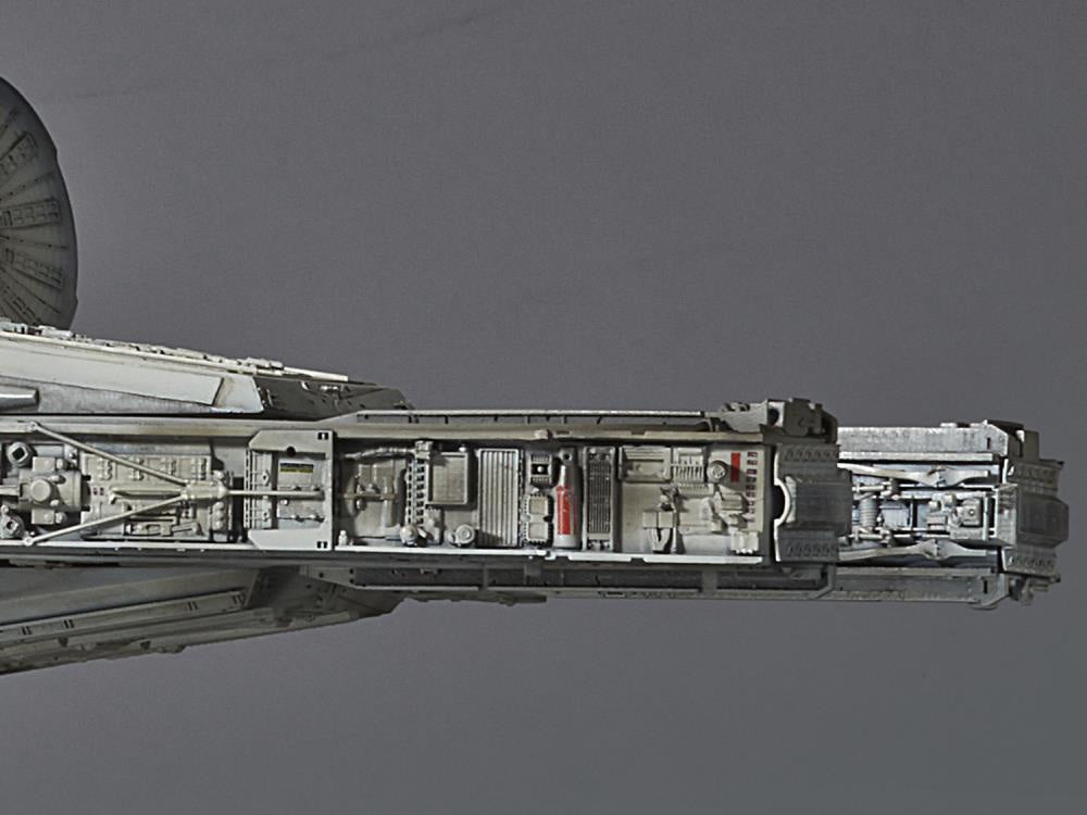 Star Wars PG Millennium Falcon (A New Hope) Model Kit