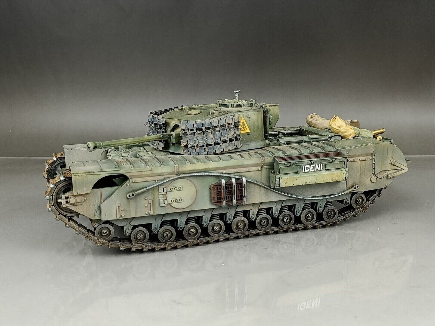 TAMIYA Churchill Mk VII 1:35